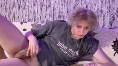 Snapshot of susan228 chatting on 01.19.25 Vladiva online show from 01.19.25