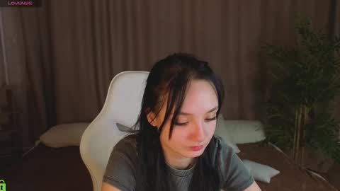 Annie online show from 02.14.26