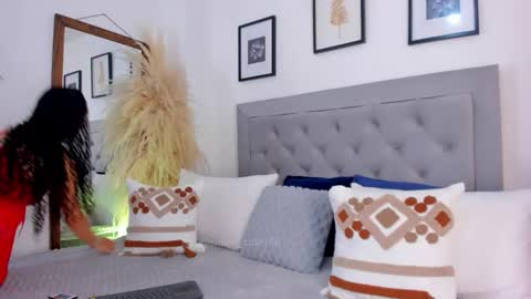 Snapshot of susan_cute198 chatting on 04.15.26 susana online show from 04.15.26