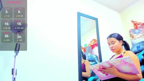 Snapshot of susan_moore29 chatting on 11.05.25 susan online show from 11.05.25