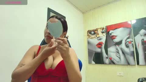 Snapshot of susan_moore29 chatting on 11.29.25 susan online show from 11.29.25