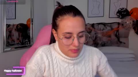 Susan online show from 10.24.25