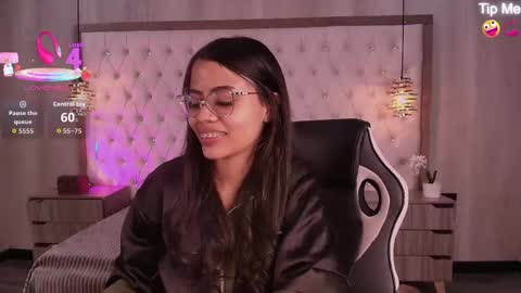 susan_voltaire online show from 06.02.26