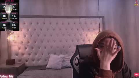 susan_voltaire online show from 06.13.26