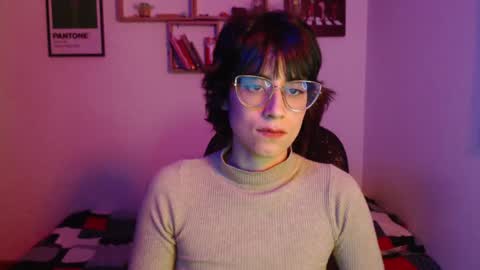 Snapshot of susana_w chatting on 12.17.24 susana_w online show from 12.17.24