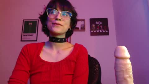 Snapshot of susana_w chatting on 12.19.24 susana_w online show from 12.19.24