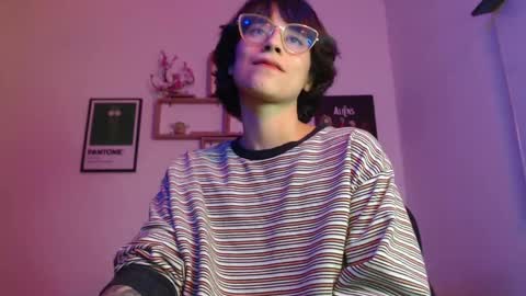 Snapshot of susana_w chatting on 12.24.24 susana_w online show from 12.24.24