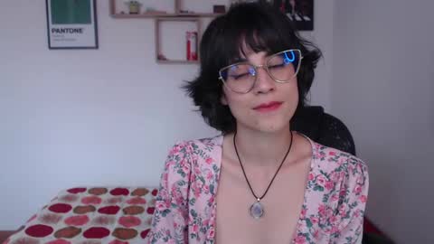 Snapshot of susana_w chatting on 02.05.25 susana_w online show from 02.05.25