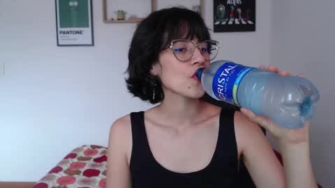 Snapshot of susana_w chatting on 02.10.25 susana_w online show from 02.10.25