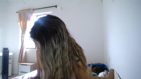 Snapshot of susanaduncann chatting on 02.04.25 Susana online show from 02.04.25