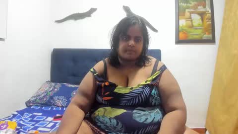 Snapshot of susanaeshwar chatting on 10.27.25 susanaeshwar online show from 10.27.25