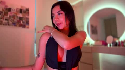 Snapshot of sussanf_ chatting on 02.06.26 Susy online show from 02.06.26