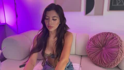  Susy  online show from 05.30.26