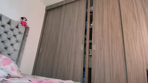 Snapshot of sussidream chatting on 10.29.25 Andrea online show from 10.29.25