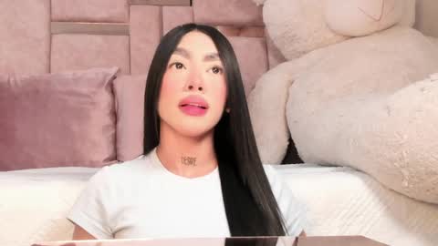 Sussie Tompsom online show from 03.27.26