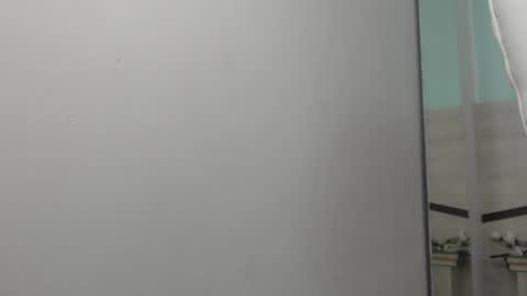 sussy leon online show from 12.04.24