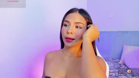 Snapshot of sussy_sweet4u chatting on 10.30.25 sussy_sweet4u online show from 10.30.25