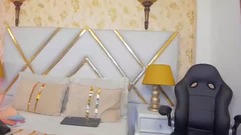 sussyfoxx_ online show from 06.17.26