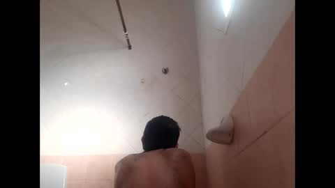 Snapshot of suxc69 chatting on 04.29.26 sexindi007 online show from 04.29.26