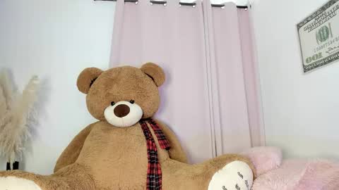 suzan__cooper2 online show from 10.29.25