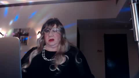 Snapshot of suzannebanci chatting on 10.03.25 My name is Sissy or more fully Suzanna Aprilia Maria Mariquita Catarina Chinita Banci. Soy una puta - que chimba ladybug online show from 10.03.25