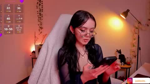 Snapshot of suzumi_ chatting on 11.02.25 Jadde online show from 11.02.25