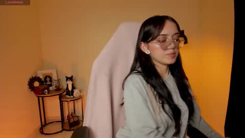 Snapshot of suzumi_ chatting on 02.04.26 Jadde online show from 02.04.26