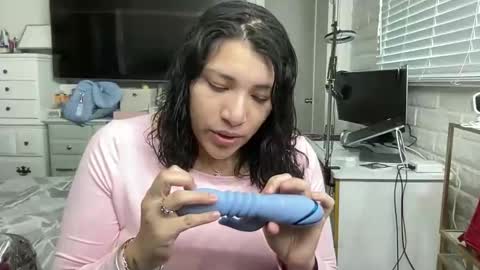 Suzy online show from 12.14.25