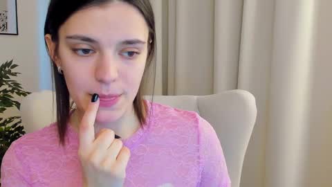 Suzy  next stream  Thursday Friday Saturday online show from 02.25.25