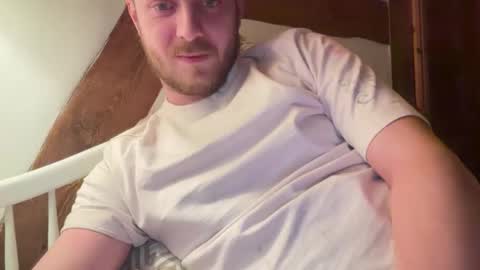 Snapshot of sven118189 chatting on 12.15.25 sven118189 online show from 12.15.25