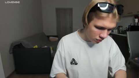 Swen online show from 11.26.25