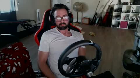 Snapshot of swals chatting on 03.19.26 Swals online show from 03.19.26