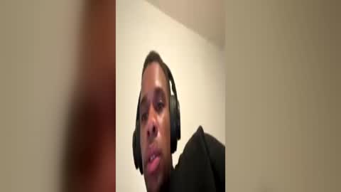 Snapshot of sweatyeye chatting on 06.18.26 ILuvBoobiesFr online show from 06.18.26