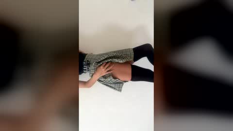 sweatypaee online show from 04.21.26