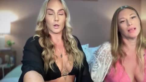 Swedish Candii online show from 02.15.26