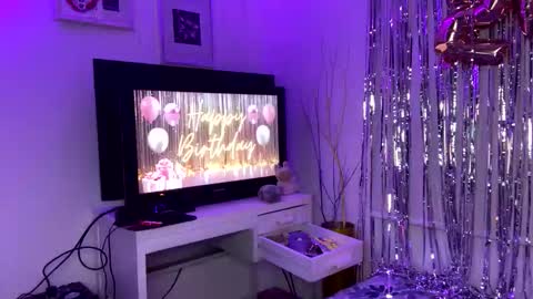 Valeria online show from 03.28.26