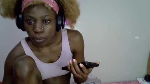 Snapshot of sweest_caster chatting on 07.17.26 Sweetest doll online show from 07.17.26