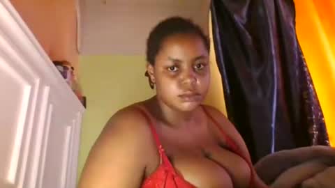 Snapshot of sweet52537 chatting on 04.01.26 sweet52537 online show from 04.01.26