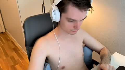 Sweet boy online show from 07.08.26