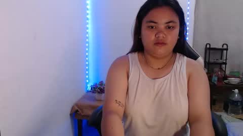 Snapshot of sweet_69ally chatting on 11.11.25 ally online show from 11.11.25