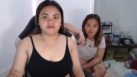 Snapshot of sweet_69ally chatting on 11.12.25 ally online show from 11.12.25