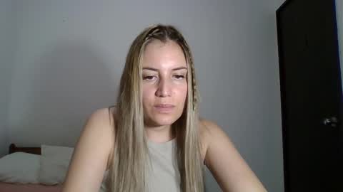 Snapshot of sweet__alana chatting on 12.14.24 Sweet alana online show from 12.14.24