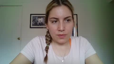 Snapshot of sweet__alana chatting on 09.17.25 Sweet alana online show from 09.17.25