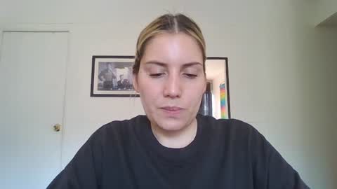 Snapshot of sweet__alana chatting on 09.23.25 Sweet alana online show from 09.23.25