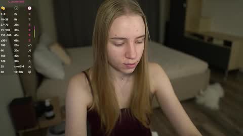 Snapshot of sweet__michelle chatting on 12.03.25 Michelle online show from 12.03.25