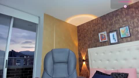 Vanessa online show from 03.05.26