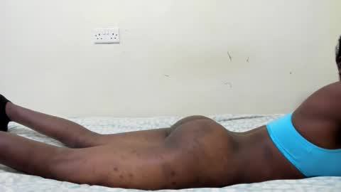 Snapshot of sweet_arya1 chatting on 12.14.25 sweet_arya1 online show from 12.14.25