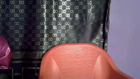 Snapshot of sweet_baby06 chatting on 10.26.25 baby girl online show from 10.26.25