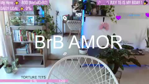 Snapshot of sweet_bluee chatting on 06.11.26 Tutti online show from 06.11.26