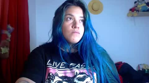 Snapshot of sweet_bubblee chatting on 11.04.25 Bubbles online show from 11.04.25